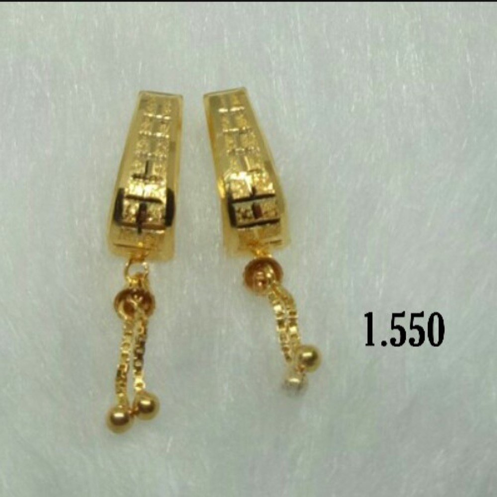 18K Gold Daily Wear Modern Earrings