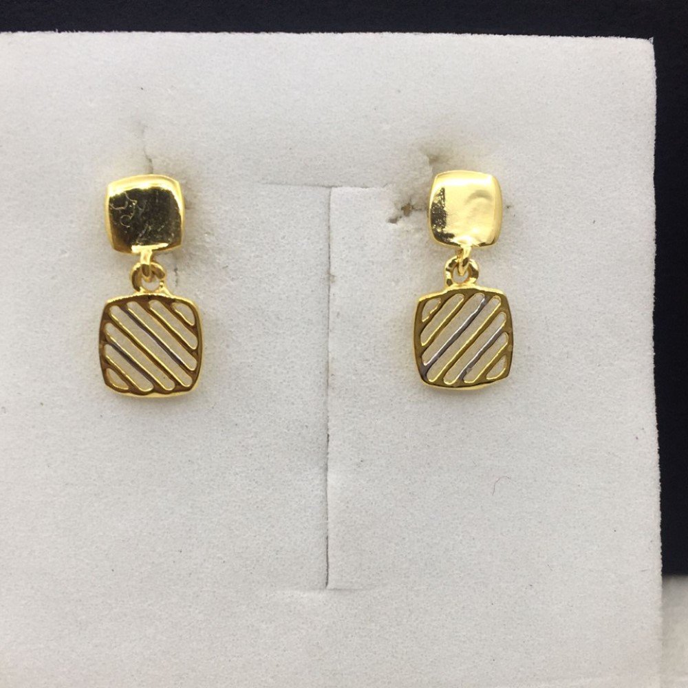 18k Yellow Gold Handmade Design Earrings